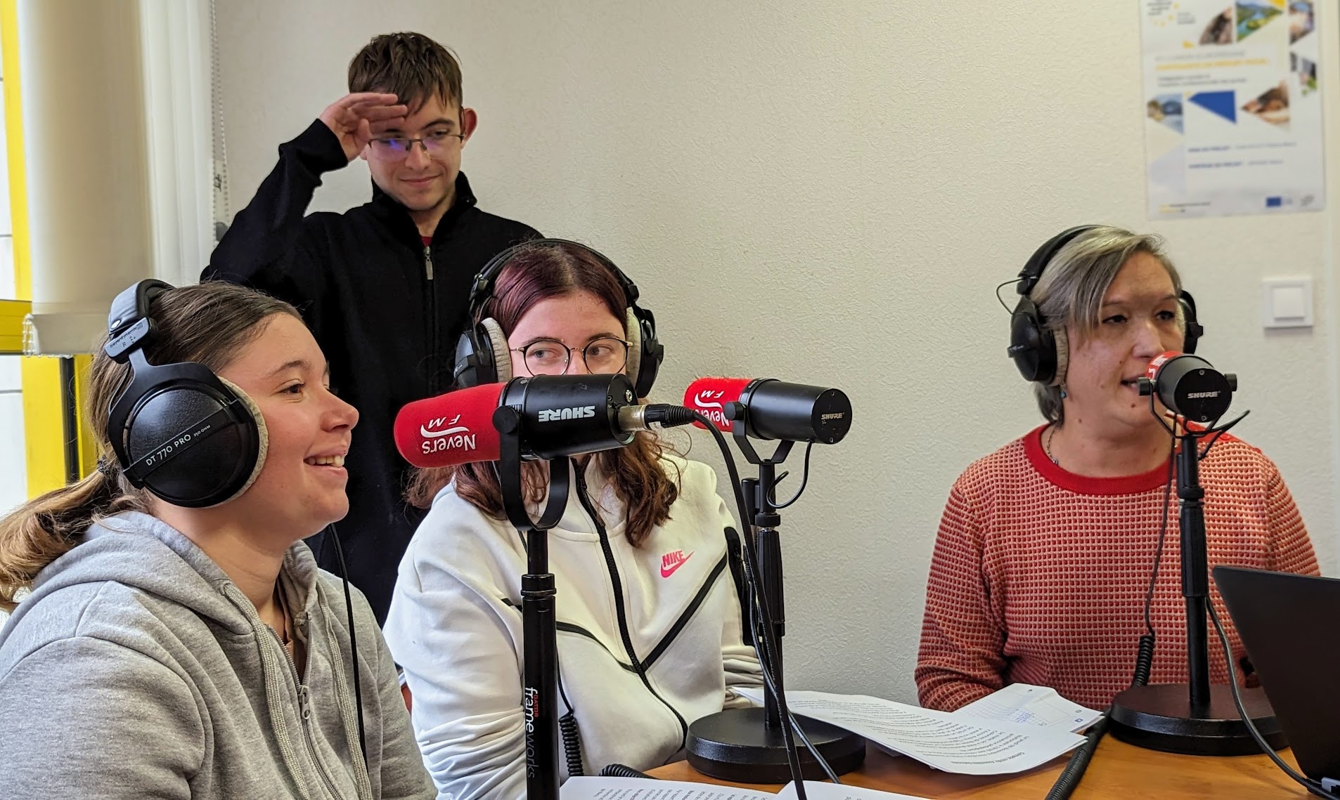 07 Emilie, Océane, Erwan et Sonia.jpg (473 KB)